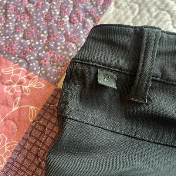 Lululemon ABC 5 Pocket Classic Fit Pants Dark GrayMen’s Size 33